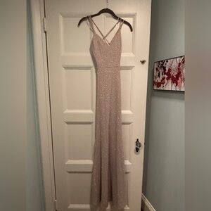 Windsor Sparkle fitted V-Neck Evening Gown in ivory. Drawstring back. NWT.